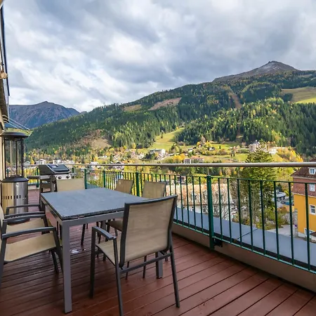 Grenzberg, - Rooftop