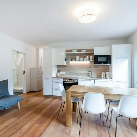 Daire Grenzberg, - Rooftop